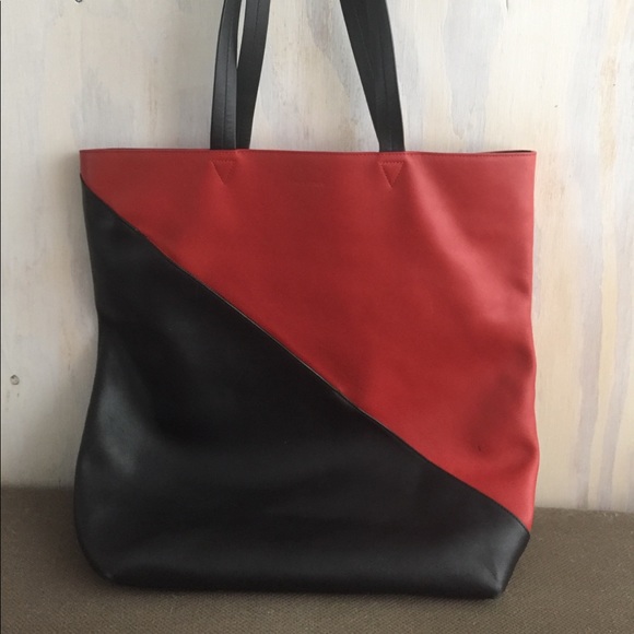 Time’s Arrow Color Block Tote - Picture 1 of 8